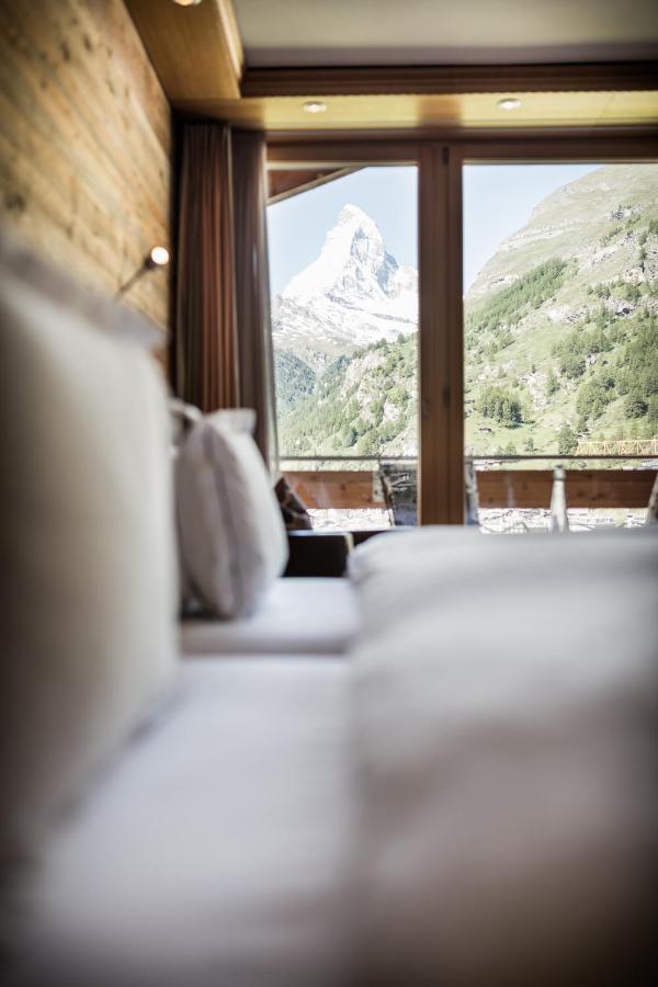 Petit Chalet By Schoenegg เซอร์แมท ภายนอก รูปภาพ