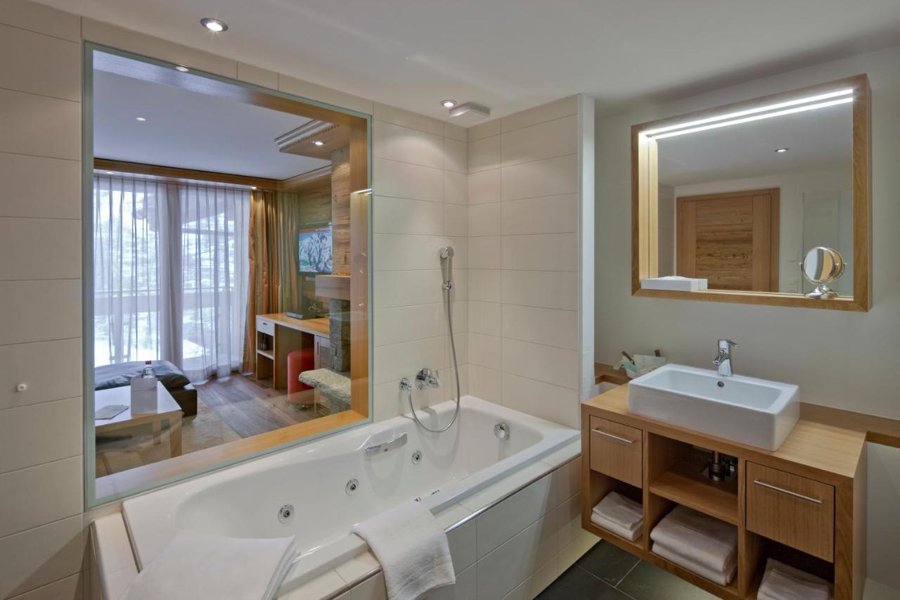 Petit Chalet By Schoenegg เซอร์แมท ภายนอก รูปภาพ