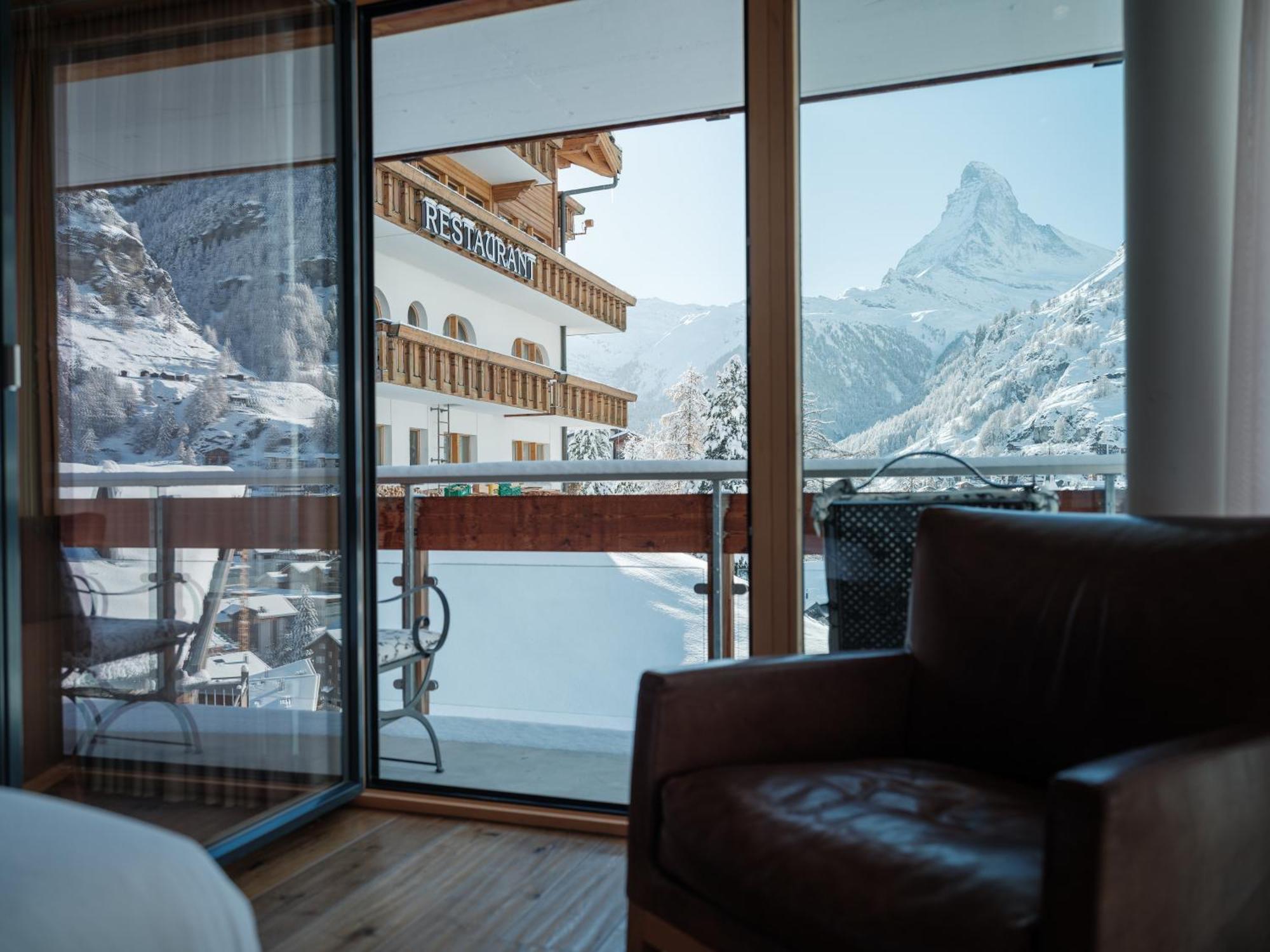 Petit Chalet By Schoenegg เซอร์แมท ภายนอก รูปภาพ